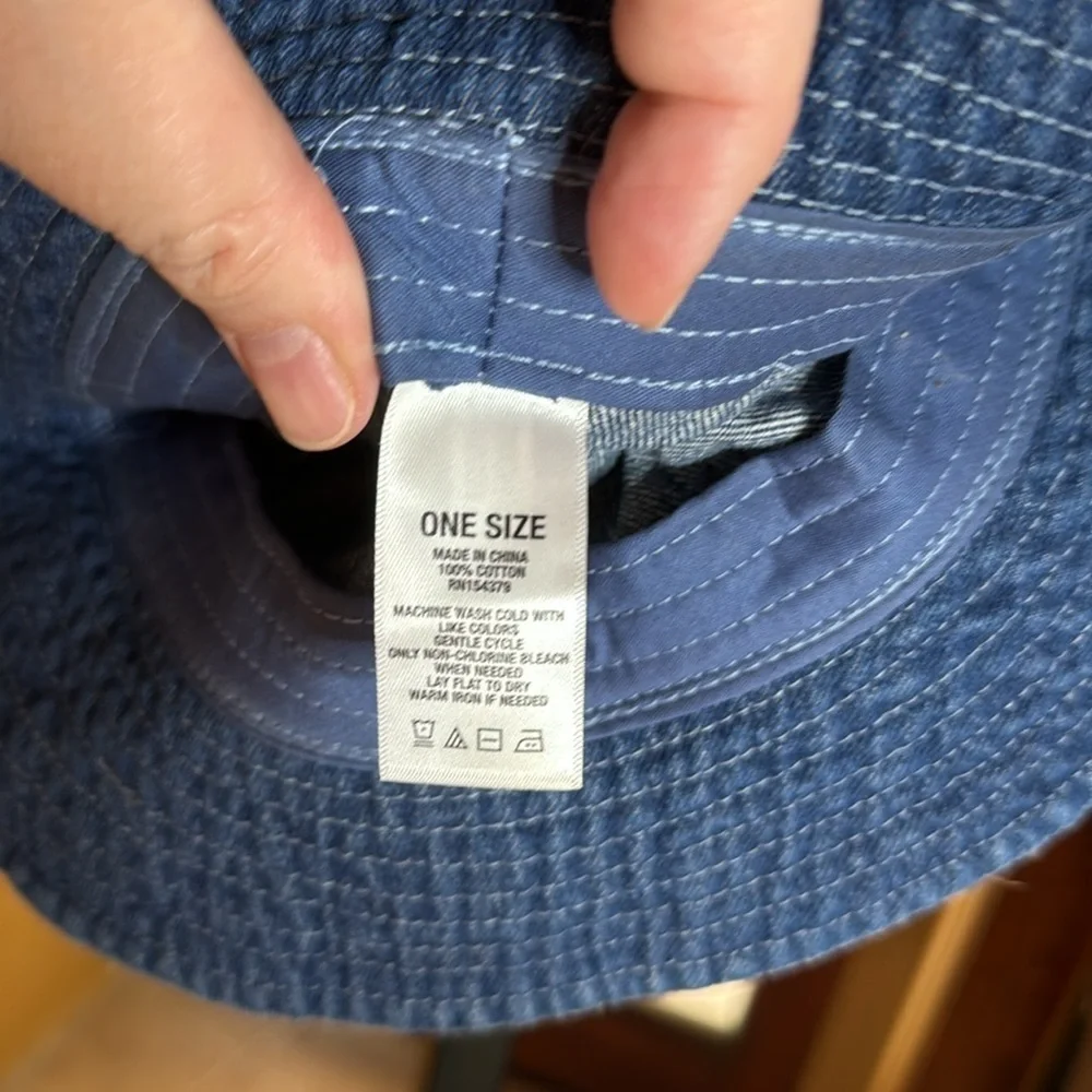 NWT Aeropostale Have A Nice Day Bucket Hat One Size